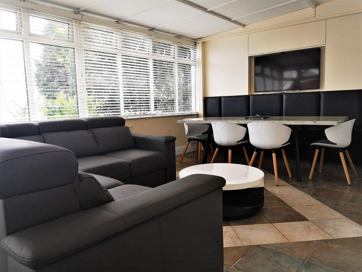 Bella Vista & Self Catering Hotel 3*