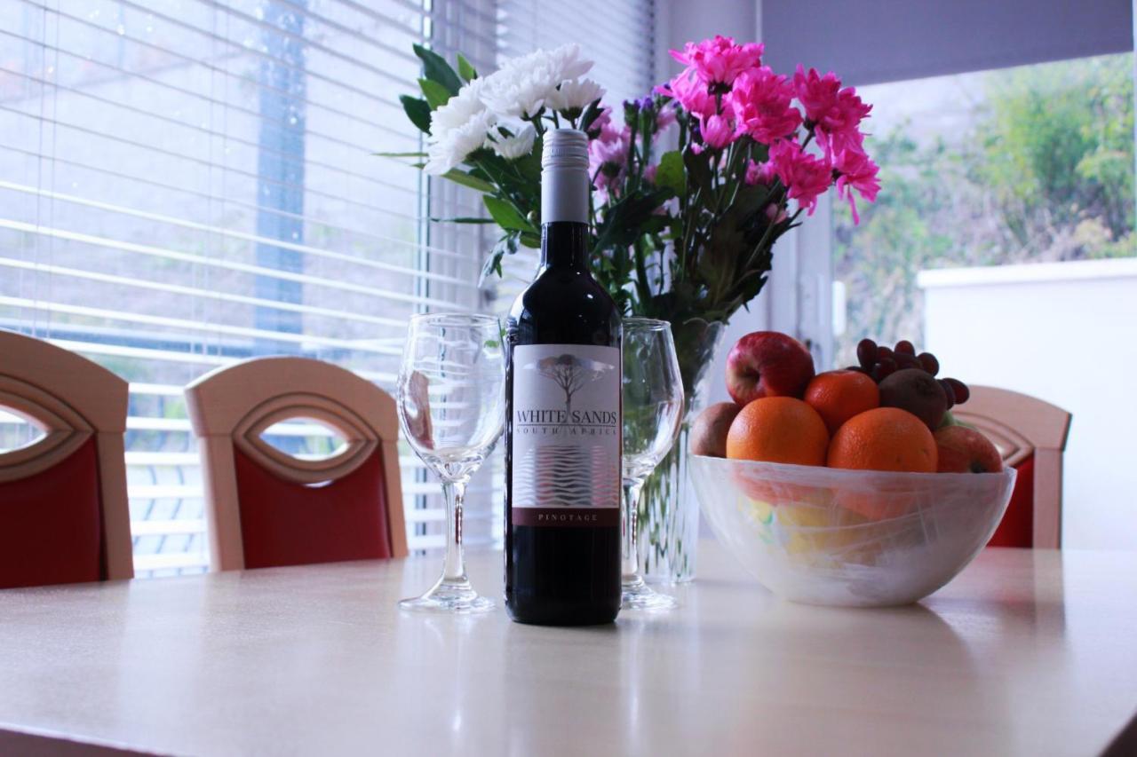 Bella Vista & Self Catering 3*